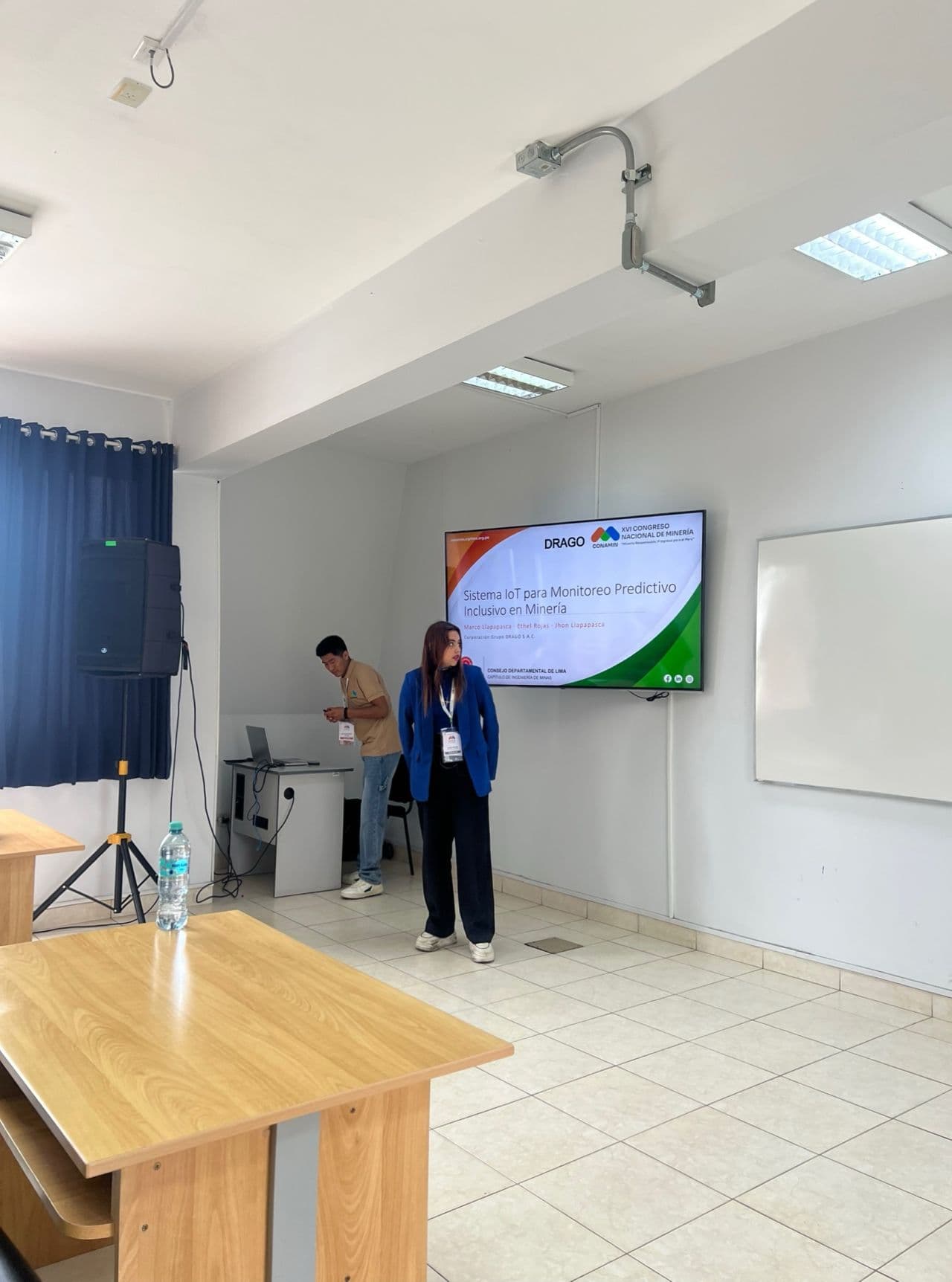 DRAGO presentando INDUXA INDUSTRIA en CONAMIN 2026, Trujillo.